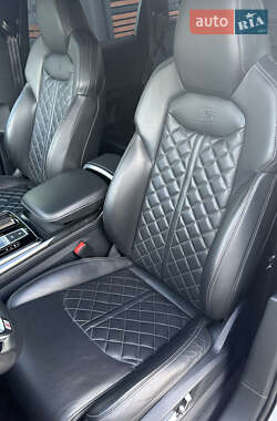 Внедорожник / Кроссовер Audi Q7 2020 в 
