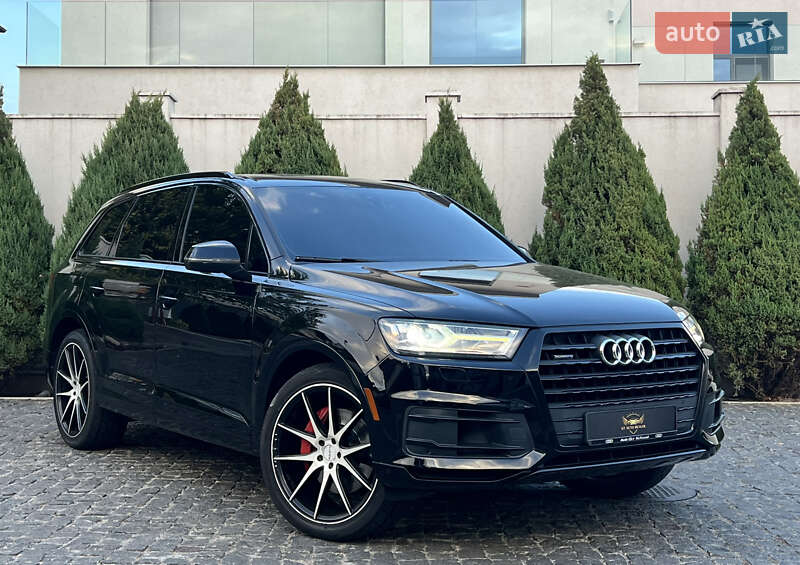 Внедорожник / Кроссовер Audi Q7 2017 в Одессе