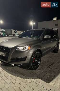 Внедорожник / Кроссовер Audi Q7 2012 в 