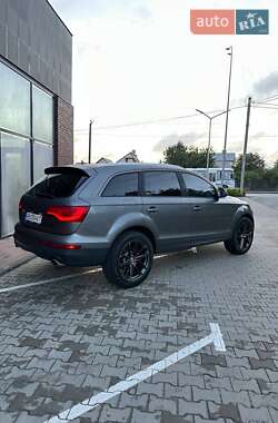Внедорожник / Кроссовер Audi Q7 2012 в 