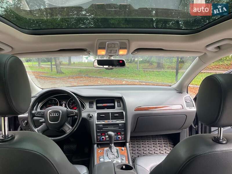 Позашляховик / Кросовер Audi Q7 2011 в Тернополі