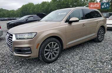 Позашляховик / Кросовер Audi Q7 2019 в 
