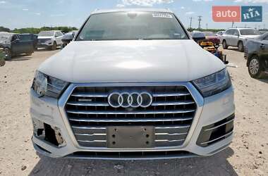 Внедорожник / Кроссовер Audi Q7 2019 в 