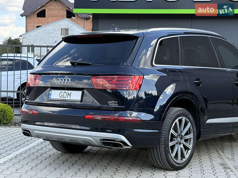Внедорожник / Кроссовер Audi Q7 2017 в Львове