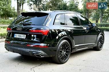 Внедорожник / Кроссовер Audi Q7 2025 в 