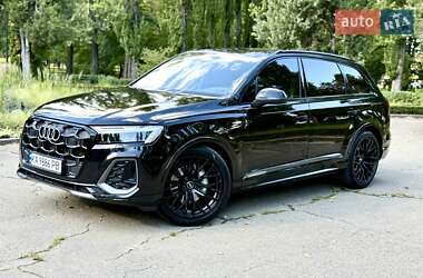 Внедорожник / Кроссовер Audi Q7 2025 в 