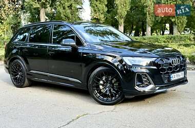 Внедорожник / Кроссовер Audi Q7 2025 в 