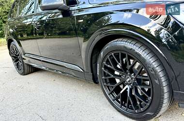 Внедорожник / Кроссовер Audi Q7 2025 в 