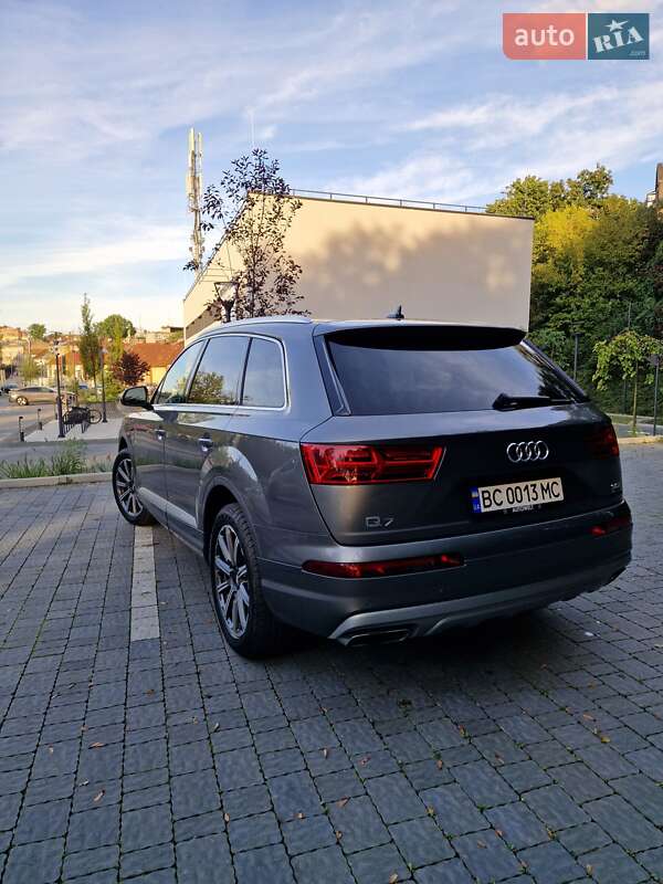 Внедорожник / Кроссовер Audi Q7 2016 в Львове