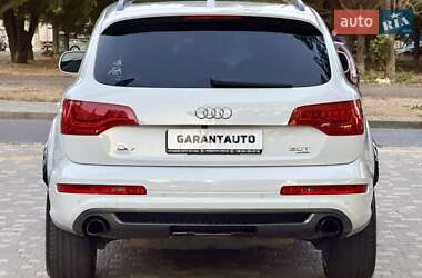 Позашляховик / Кросовер Audi Q7 2014 в 