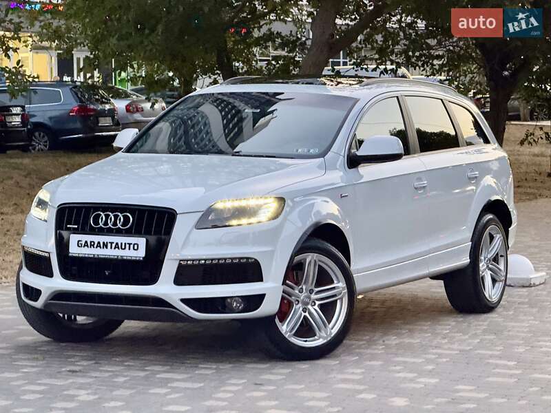 Позашляховик / Кросовер Audi Q7 2014 в Одесі