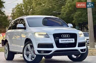 Позашляховик / Кросовер Audi Q7 2014 в 