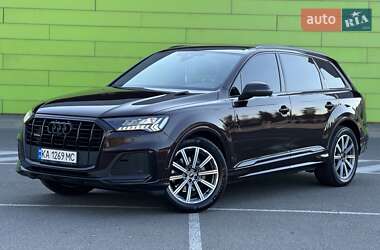 Внедорожник / Кроссовер Audi Q7 2022 в Киеве