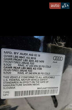 Внедорожник / Кроссовер Audi Q7 2019 в 
