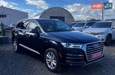 Внедорожник / Кроссовер Audi Q7 2017 в 