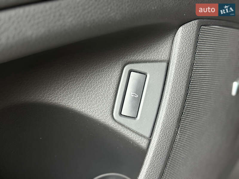 Позашляховик / Кросовер Audi Q7 2013 в Одесі