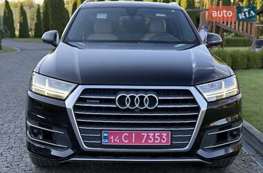 Внедорожник / Кроссовер Audi Q7 2018 в 