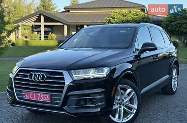 Внедорожник / Кроссовер Audi Q7 2018 в 