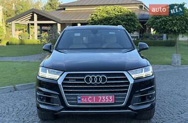 Внедорожник / Кроссовер Audi Q7 2018 в 