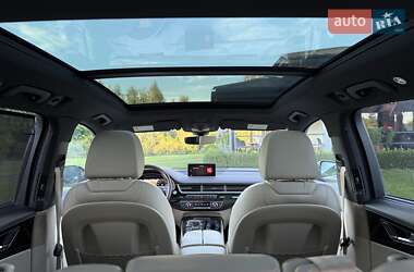 Внедорожник / Кроссовер Audi Q7 2018 в 