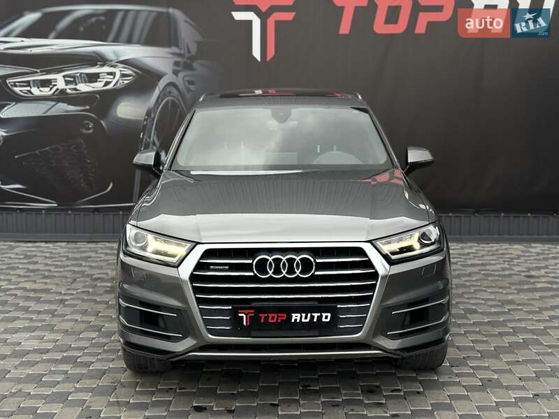 Внедорожник / Кроссовер Audi Q7 2017 в Львове