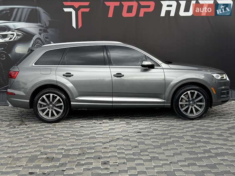 Внедорожник / Кроссовер Audi Q7 2017 в Львове
