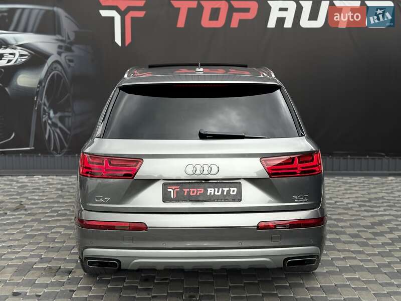 Внедорожник / Кроссовер Audi Q7 2017 в Львове
