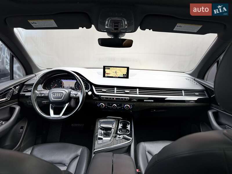 Внедорожник / Кроссовер Audi Q7 2017 в Львове