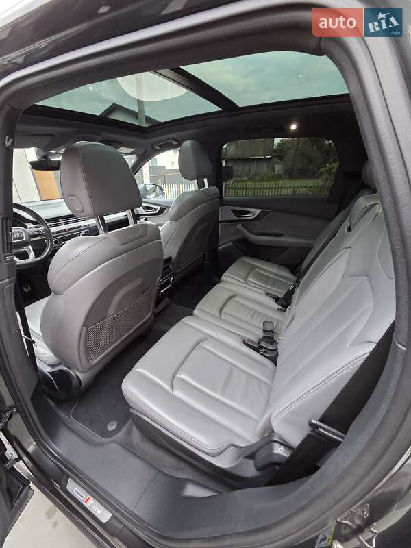 Внедорожник / Кроссовер Audi Q7 2016 в Ивано-Франковске