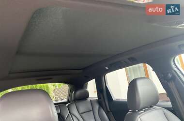 Позашляховик / Кросовер Audi Q7 2016 в 