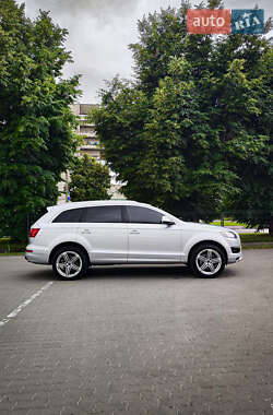 Внедорожник / Кроссовер Audi Q7 2011 в 