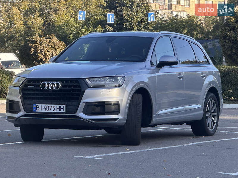 Внедорожник / Кроссовер Audi Q7 2018 в Черкассах