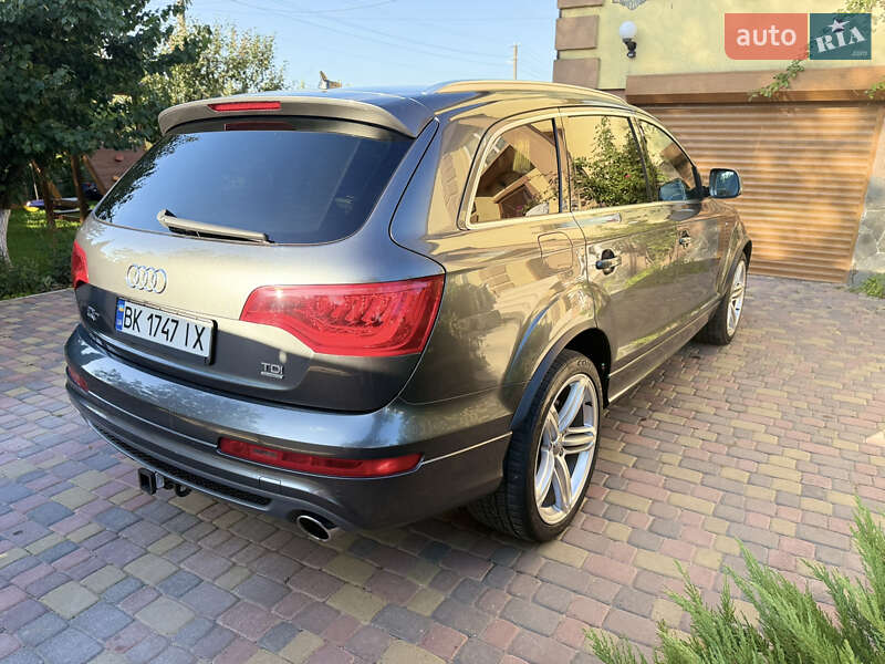 Внедорожник / Кроссовер Audi Q7 2011 в Ровно