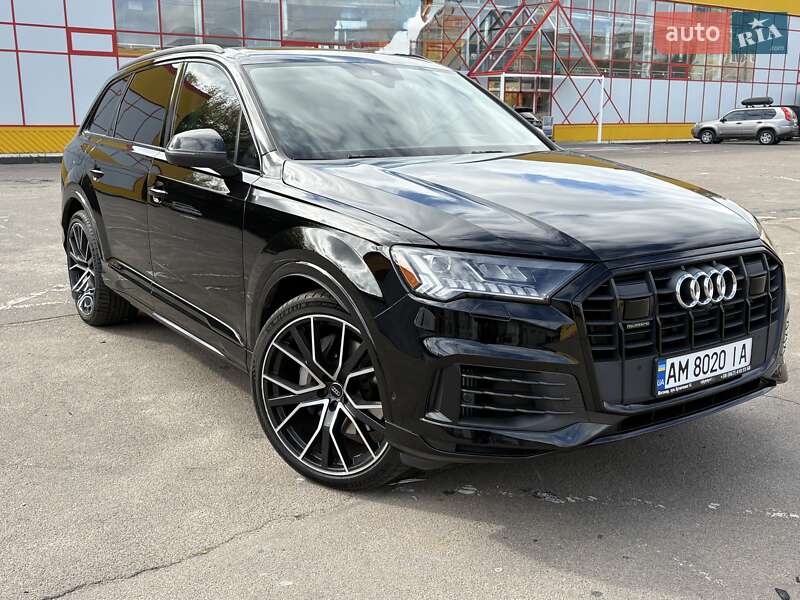 Внедорожник / Кроссовер Audi Q7 2020 в Житомире