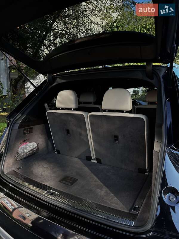 Внедорожник / Кроссовер Audi Q7 2016 в Ивано-Франковске