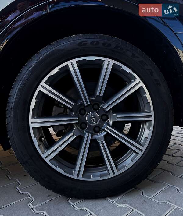 Внедорожник / Кроссовер Audi Q7 2016 в Ивано-Франковске