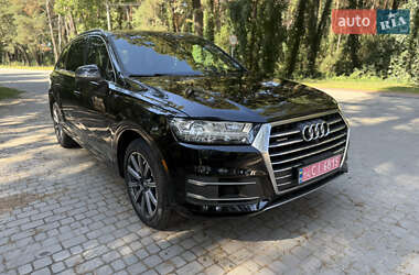 Внедорожник / Кроссовер Audi Q7 2017 в Львове