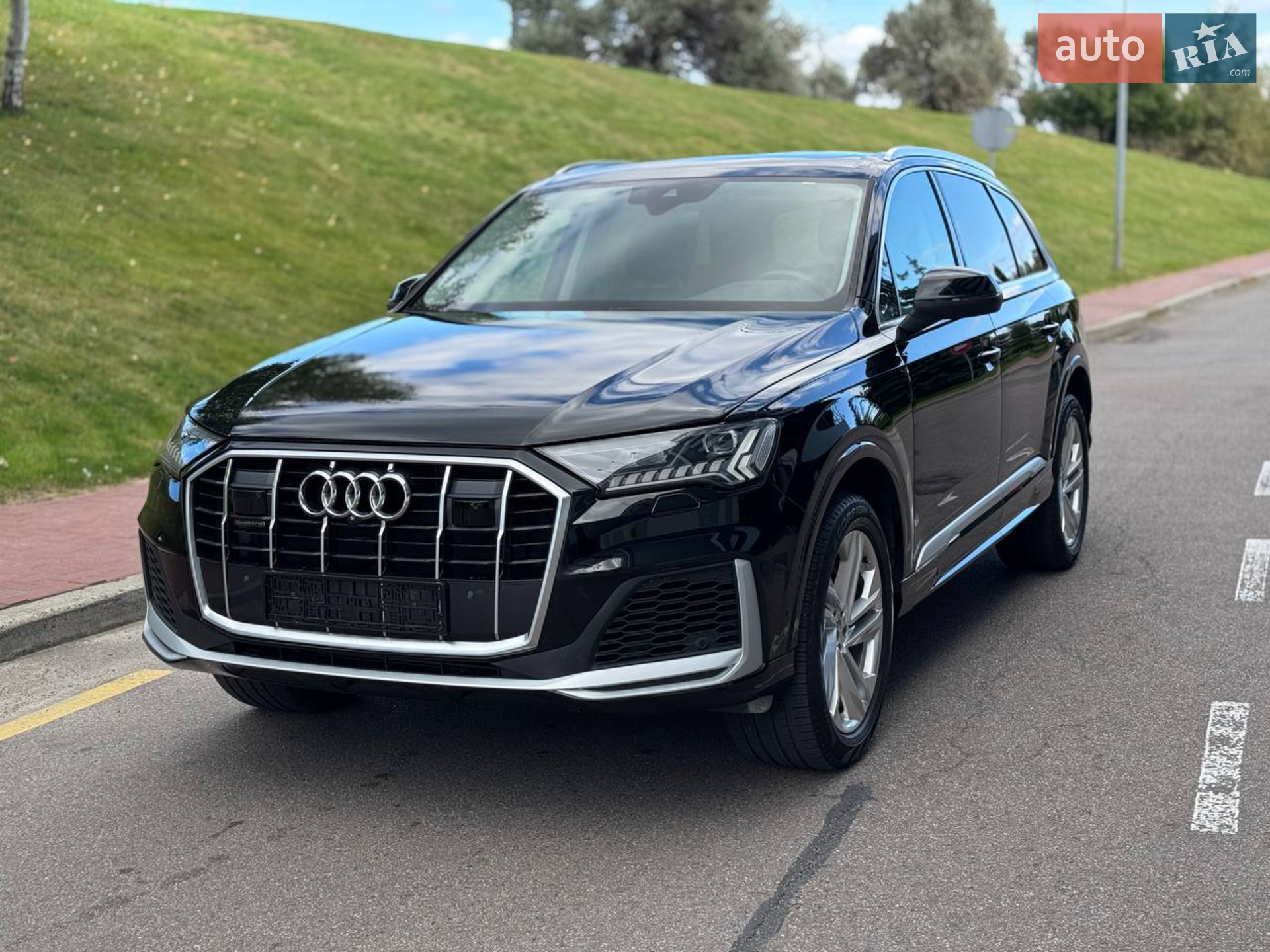 2020 Audi Q7 - мініатюра 2