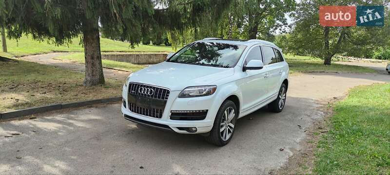 Позашляховик / Кросовер Audi Q7 2015 в Дубні