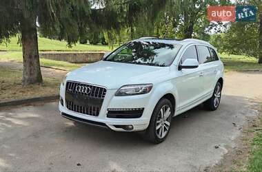 Внедорожник / Кроссовер Audi Q7 2015 в 