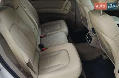 Внедорожник / Кроссовер Audi Q7 2015 в 