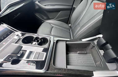Внедорожник / Кроссовер Audi Q7 2023 в 