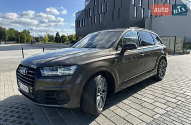 Внедорожник / Кроссовер Audi Q7 2016 в Ровно
