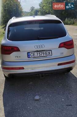 Позашляховик / Кросовер Audi Q7 2010 в 