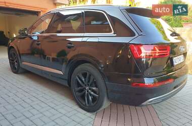 Внедорожник / Кроссовер Audi Q7 2016 в 