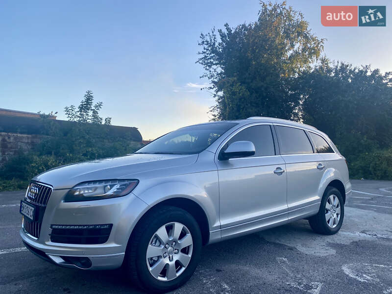 Позашляховик / Кросовер Audi Q7 2013 в Конотопі