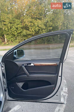 Внедорожник / Кроссовер Audi Q7 2013 в Конотопе