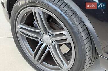 Внедорожник / Кроссовер Audi Q7 2014 в 