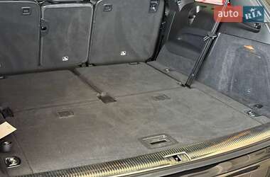 Внедорожник / Кроссовер Audi Q7 2014 в 