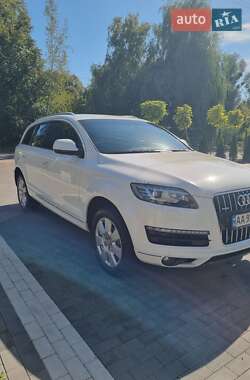 Позашляховик / Кросовер Audi Q7 2013 в  фото 29 Позашляховик / Кросовер Audi Q7 2013 в